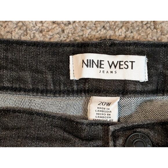 Nine West Women's Plus Size Bootcut Black Sculpting Jeans High Rise Stretch 20w - Picture 3 of 6